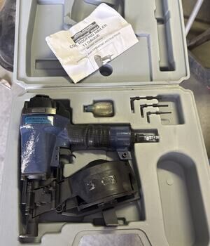 Central Pneumatic 92359 Contractor Series 15° Coil Roofing Air Nailer Gun W Case